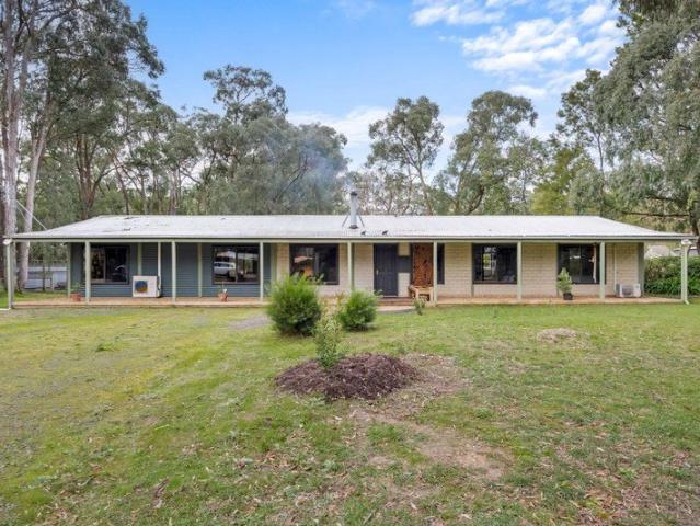House for sale in Enfield, Victoria
