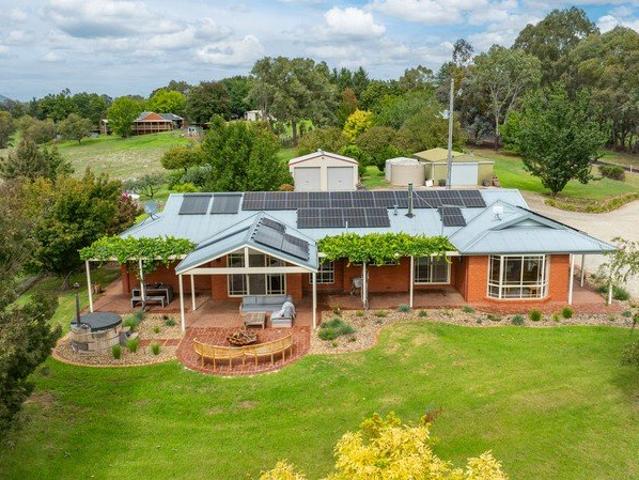House for sale in Osbornes Flat, Victoria