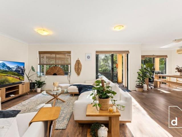 Townhouse for sale in Wollongong West, New South Wales