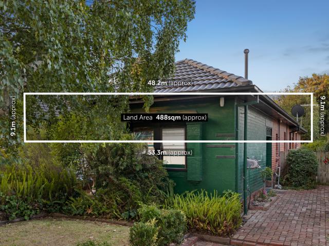 House for sale in Carnegie