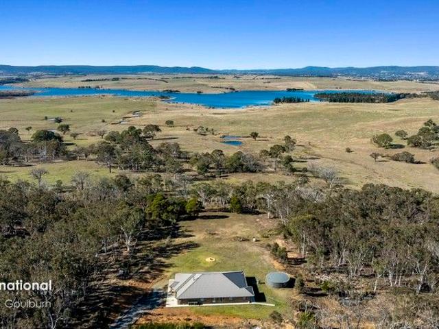 Cottage for sale in Goulburn