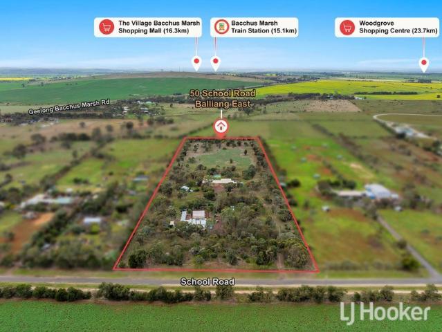 Cottage for sale in Balliang East, Victoria