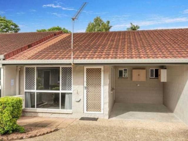 Apartment for rent in Rosslea