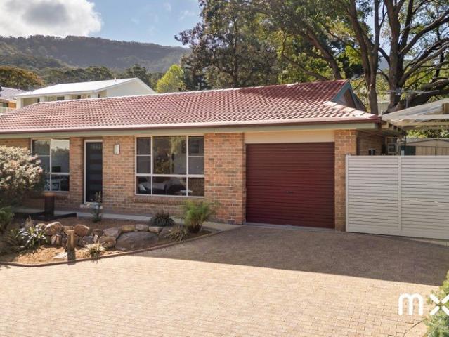 Villa for sale in Wollongong West, New South Wales