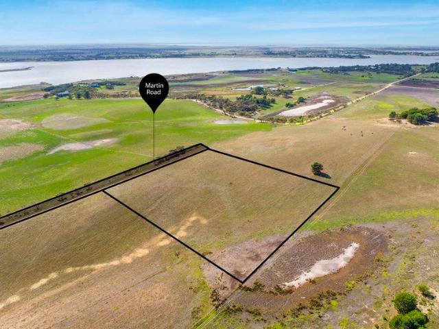 Land for sale in Hindmarsh Island, South Australia