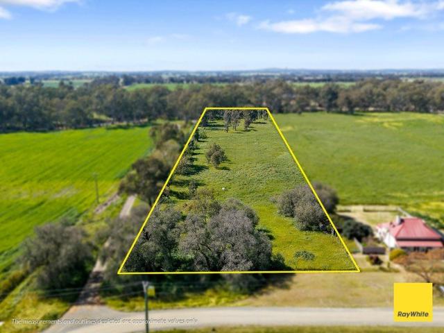 Land for sale in Elmore, City of Greater Bendigo
