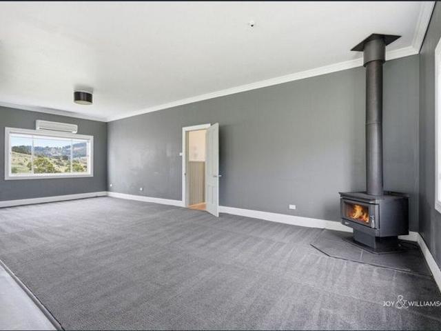 House for rent in New Norfolk, Tasmania
