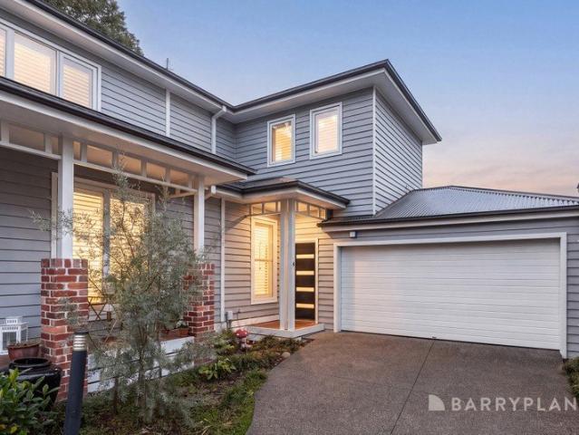 Townhouse for sale in Croydon, Melbourne