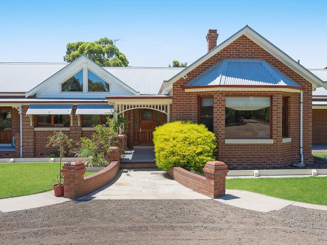 House for sale in Batesford, Victoria