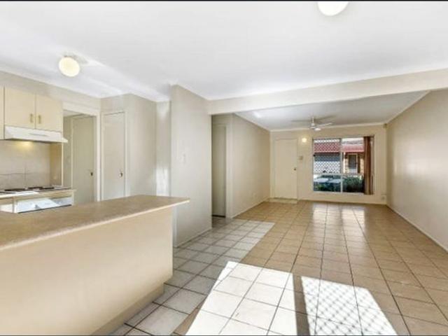 Townhouse for rent in Toombul, Queensland