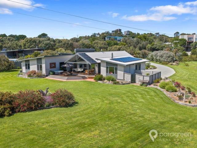 House for sale in Sandy Point