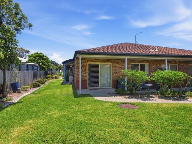 Apartment for sale in Beachmere, Greater Brisbane