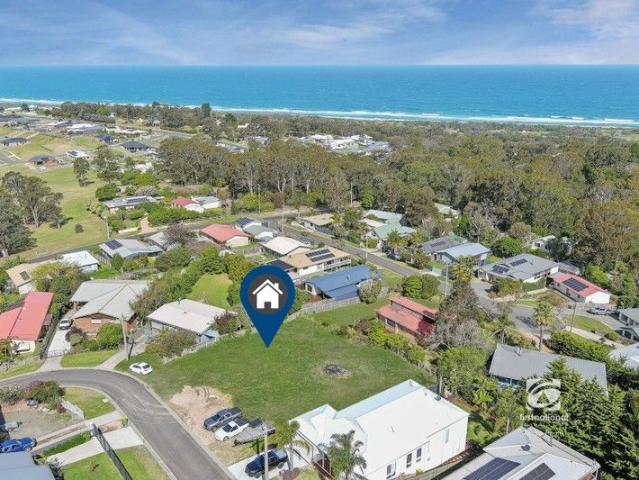 Land for sale in Lakes Entrance, Victoria