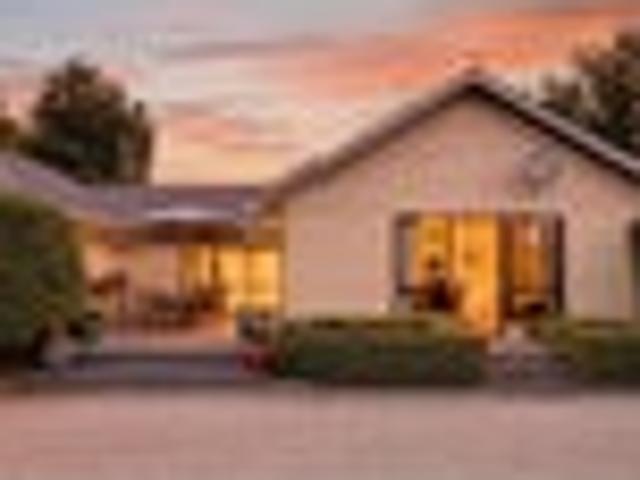 House for sale in Little Akaloa, Canterbury
