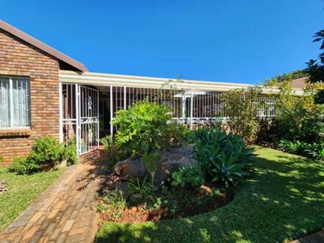 Townhouse for sale in Akasia, Gauteng