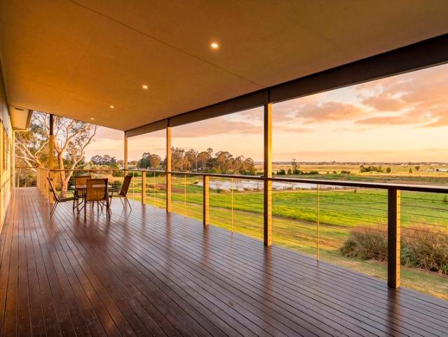 Cottage for sale in Sydney, New South Wales