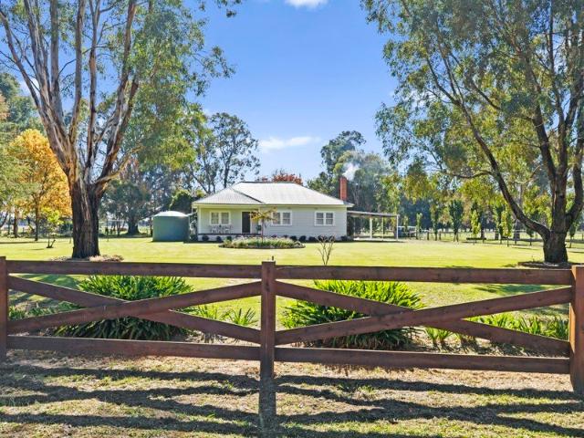House for sale in Warrenbayne, Victoria