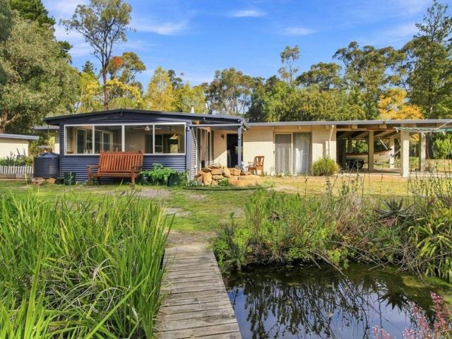 House for sale in Swan Reach, Victoria