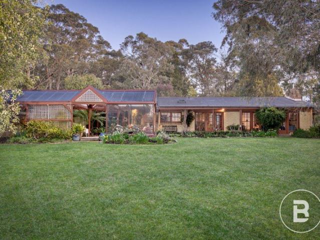 House for sale in Ross Creek, Victoria