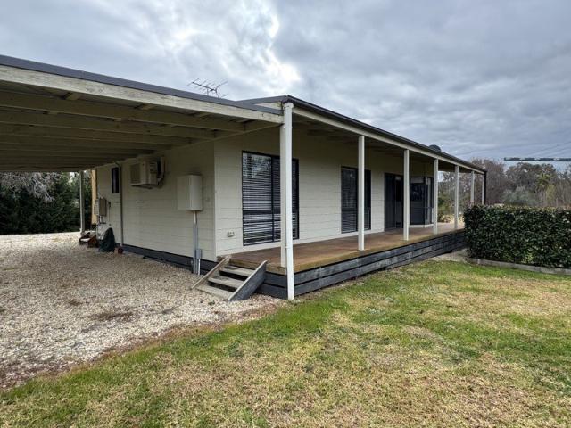 House for rent in Burrumbuttock, New South Wales