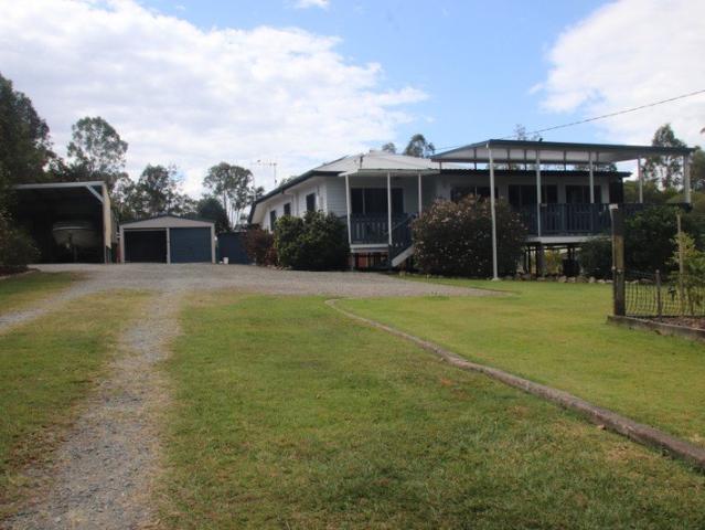 Cottage for sale in Mungar, Queensland