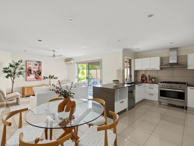 House for sale in Parkwood, Gold Coast City