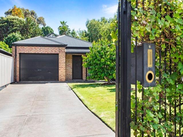 House for sale in Aberfoyle Park, Adelaide