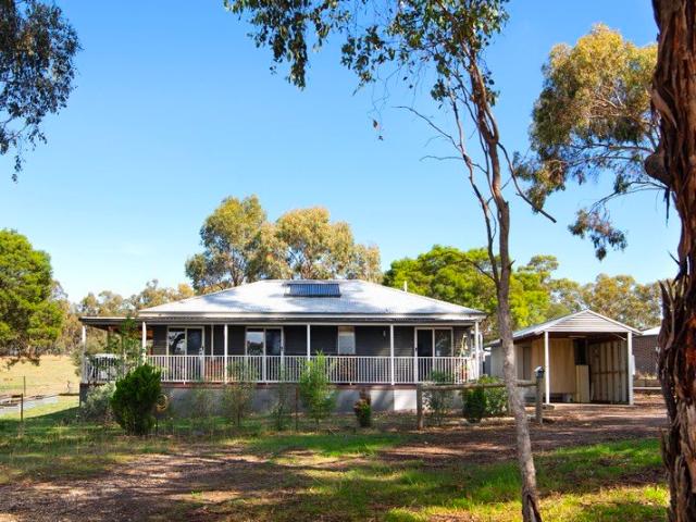 House for sale in Newstead, Victoria