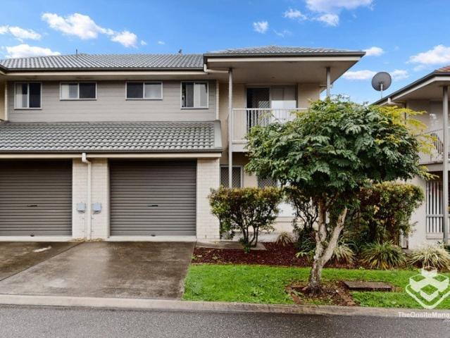 Townhouse for sale in Toombul, Queensland