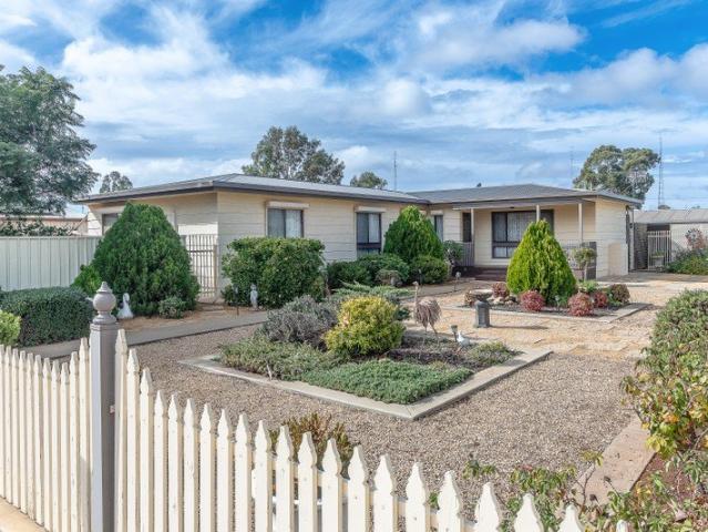 House for sale in Morgan, South Australia