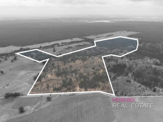 Cottage for sale in Beazleys Bridge, Victoria