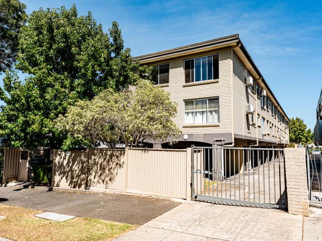 Apartment for rent in Flemington, Victoria