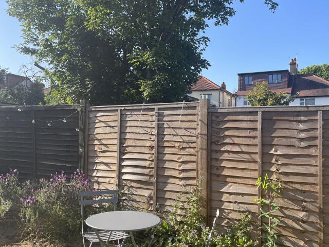 Apartment for rent in Winchmore Hill, Edmonton