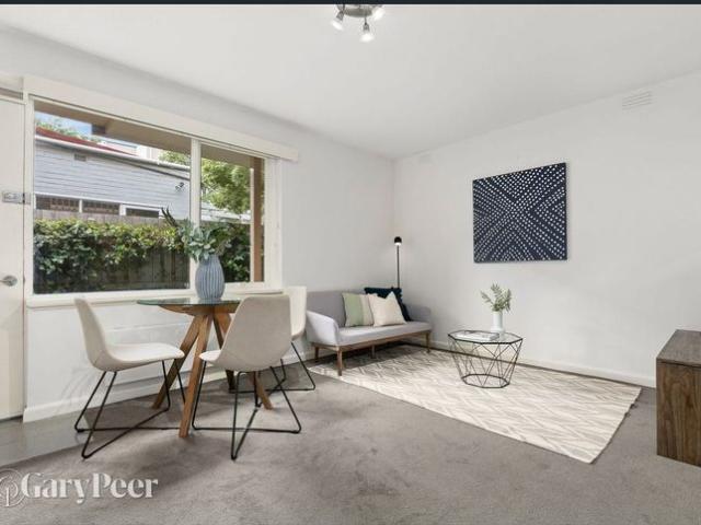 Apartment for rent in St Kilda East, Melbourne