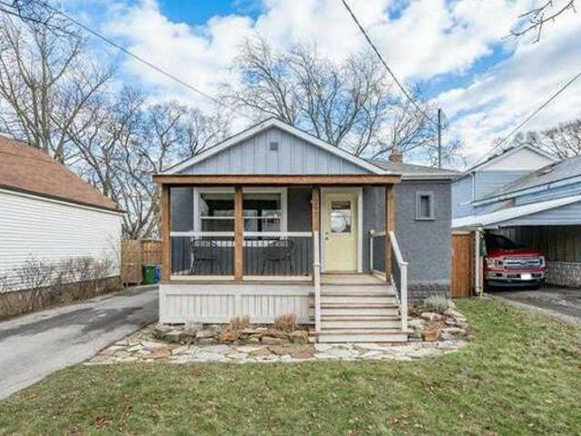 House for sale in Ancaster, Ontario