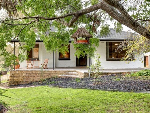 House for sale in Flaxley, South Australia