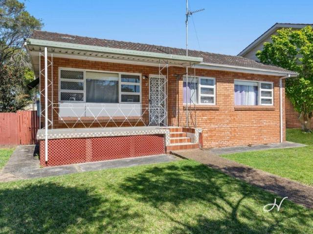 House for rent in Mannering Park, New South Wales