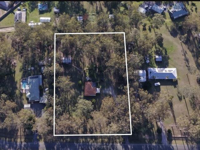 Cottage for sale in Toombul, Queensland