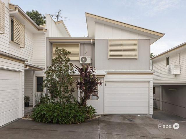 Townhouse for sale in Toombul, Queensland