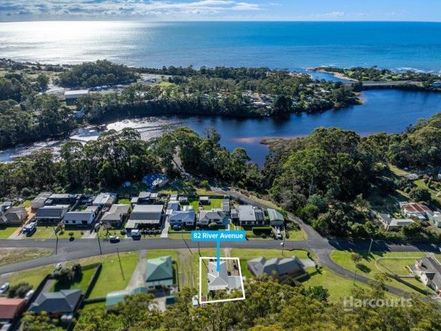 House for sale in Heybridge, Tasmania