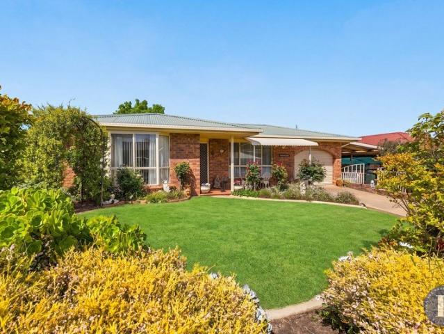 House for sale in Young, Hilltops Council