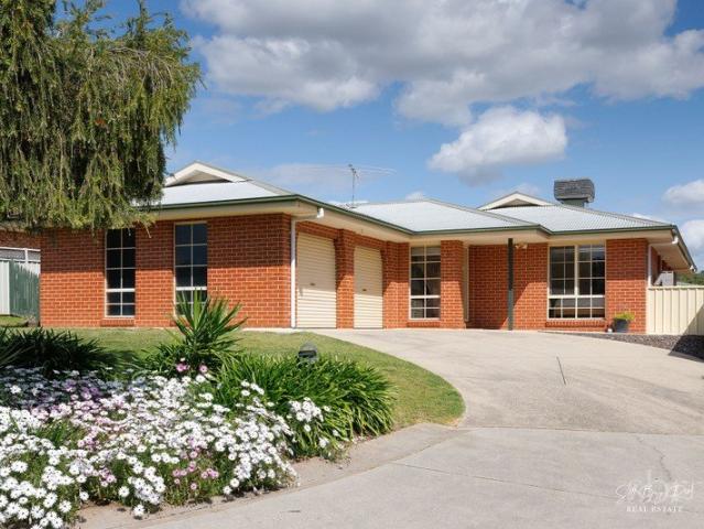 House for sale in West Wodonga, Victoria