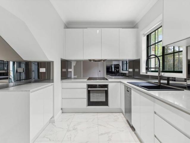 Townhouse for rent in Sutherland Shire, Sydney