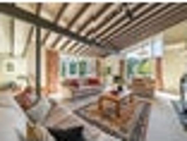 House for sale in Days Bay, Wellington