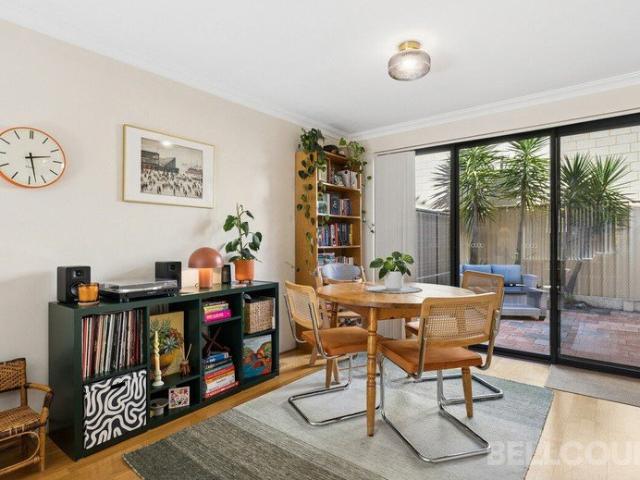 Townhouse for sale in Glendalough, City of Stirling