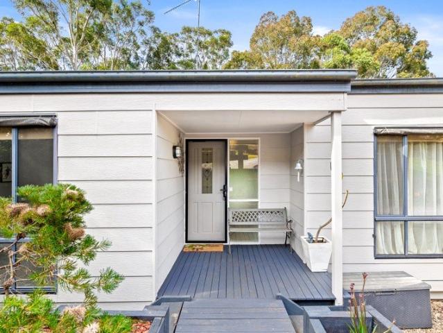 House for sale in Catalina, New South Wales