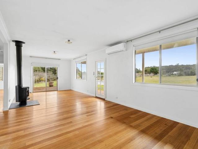 House for rent in Eganstown, Victoria