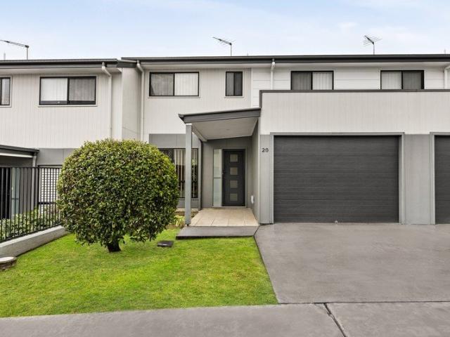 Townhouse for sale in Methul, Queensland