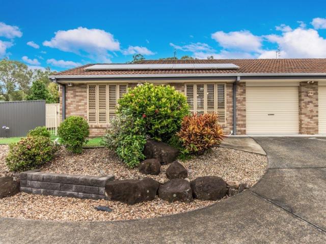 Villa for sale in Fernbrook, Queensland