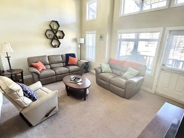 Townhouse for rent in Panorama Hills, Calgary